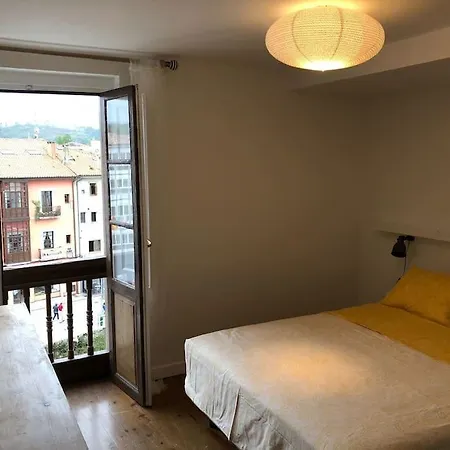 Puerto De * يانس