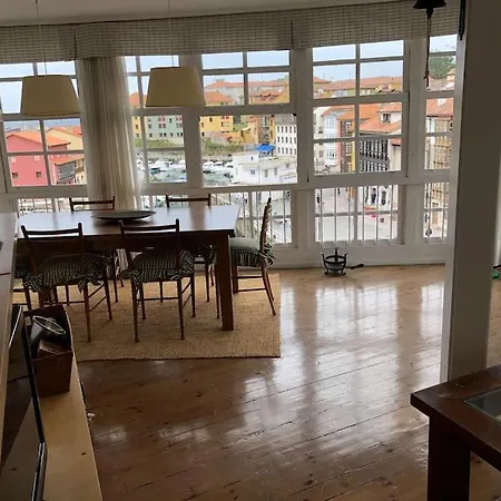 Puerto De * يانس